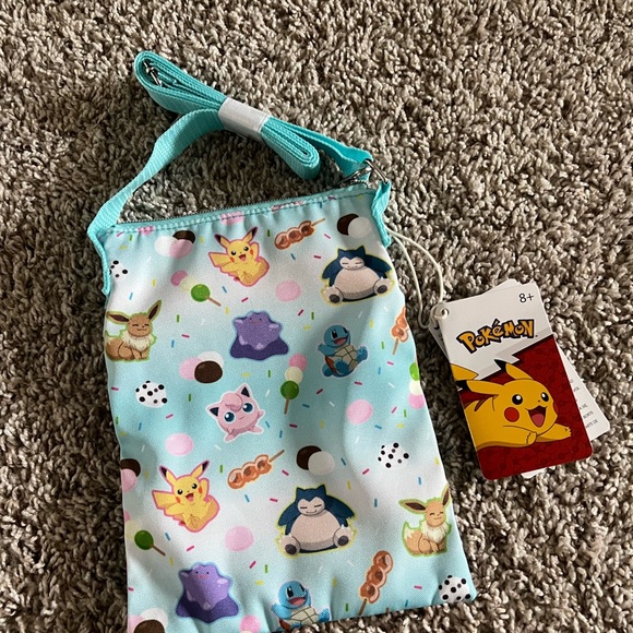 Loungefly Pokémon treats Passport Crossbody - Picture 2 of 2